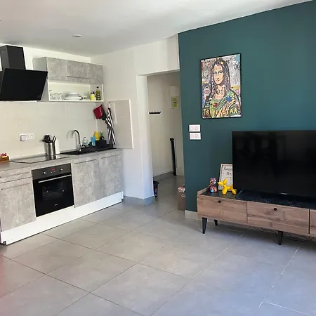 Apartment Climatise Quartier Cobas *