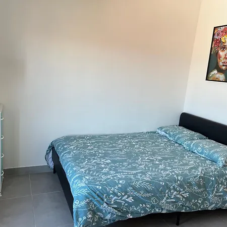 Climatise Quartier Cobas Apartment